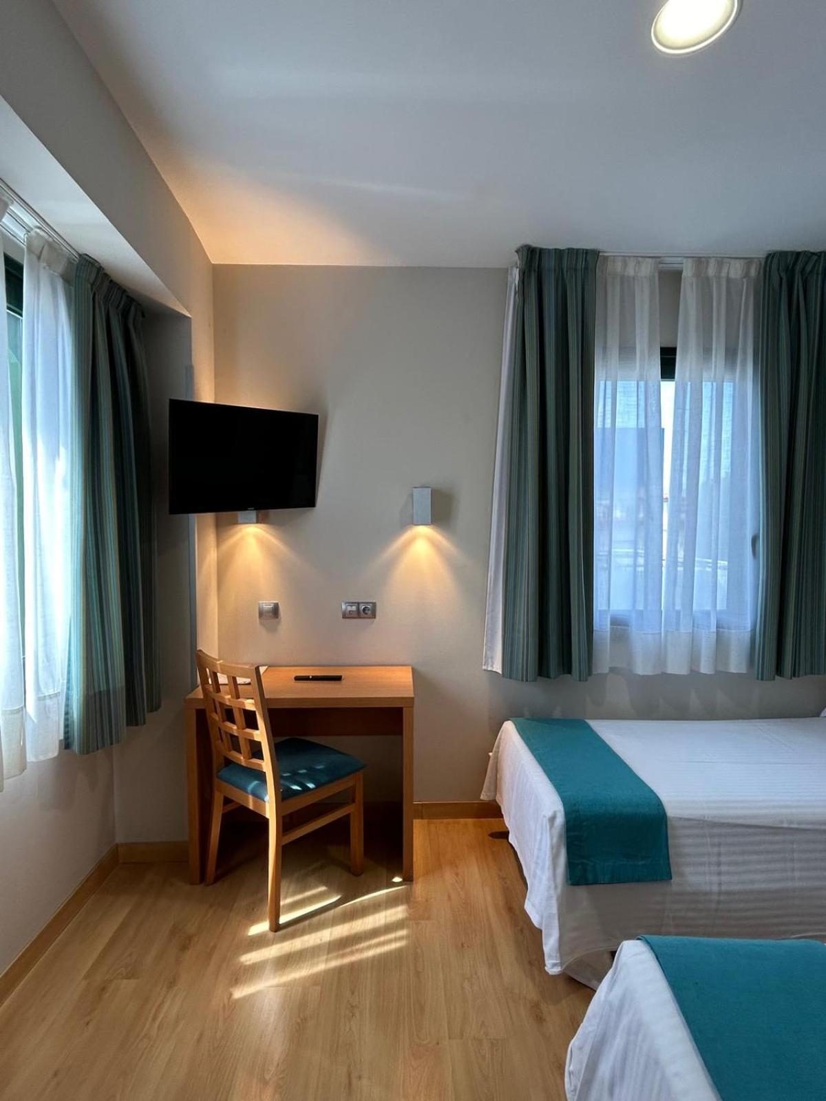 Hostal Aralar Aizoáin Eksteriør billede