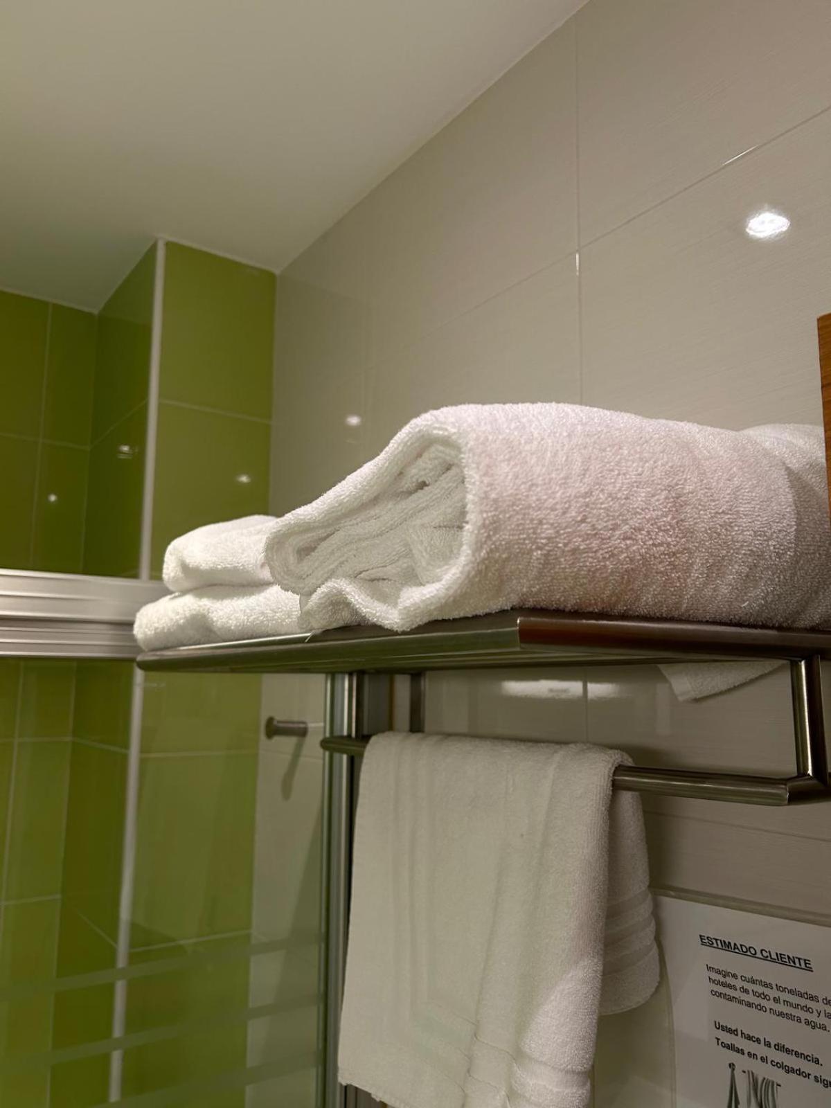 Hostal Aralar Aizoáin Eksteriør billede